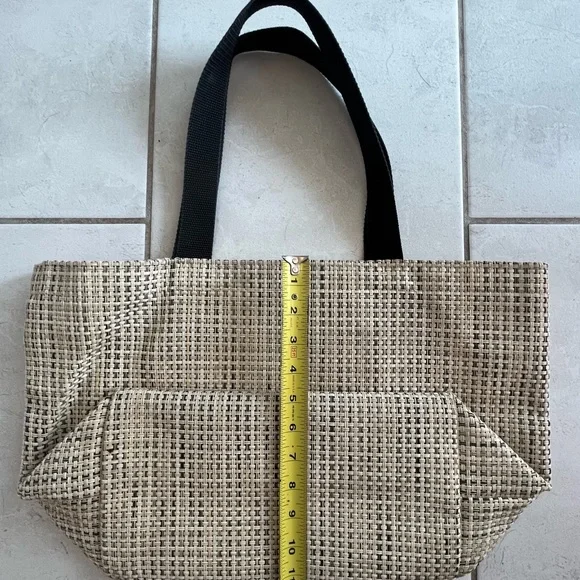 Chiliwich Tan and Black Checkered Tote Bag with Black Handles - Picture 4 of 6